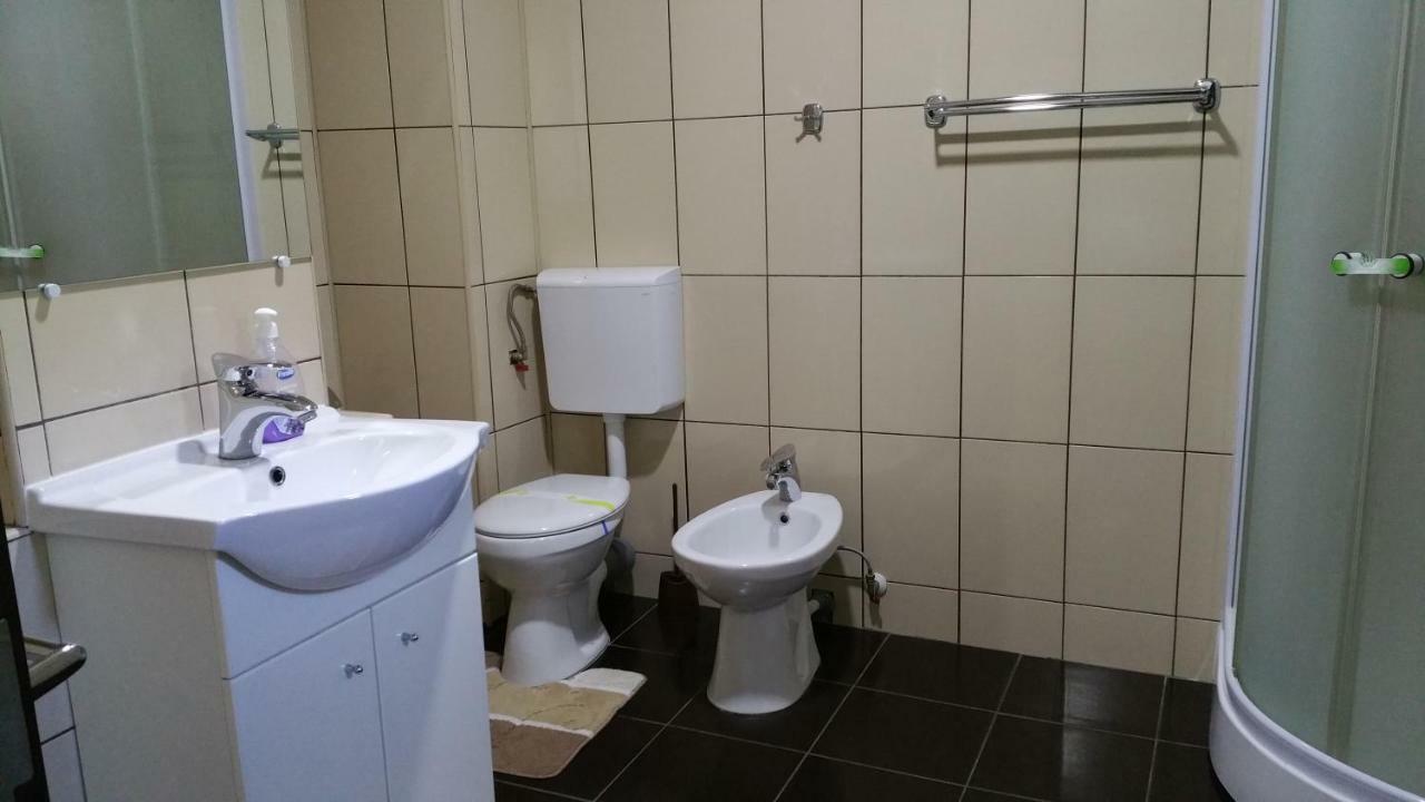 Rosenville Rîşnov Eksteriør bilde